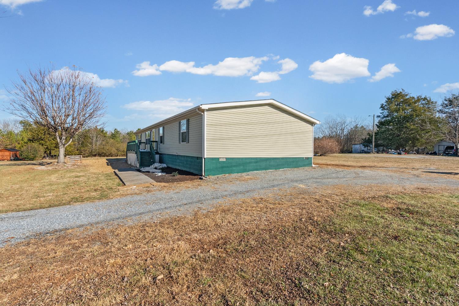 13116 Brookneal Highway Gladys, VA 24554 - Photo 29 of 34 a view of a backyard of the house