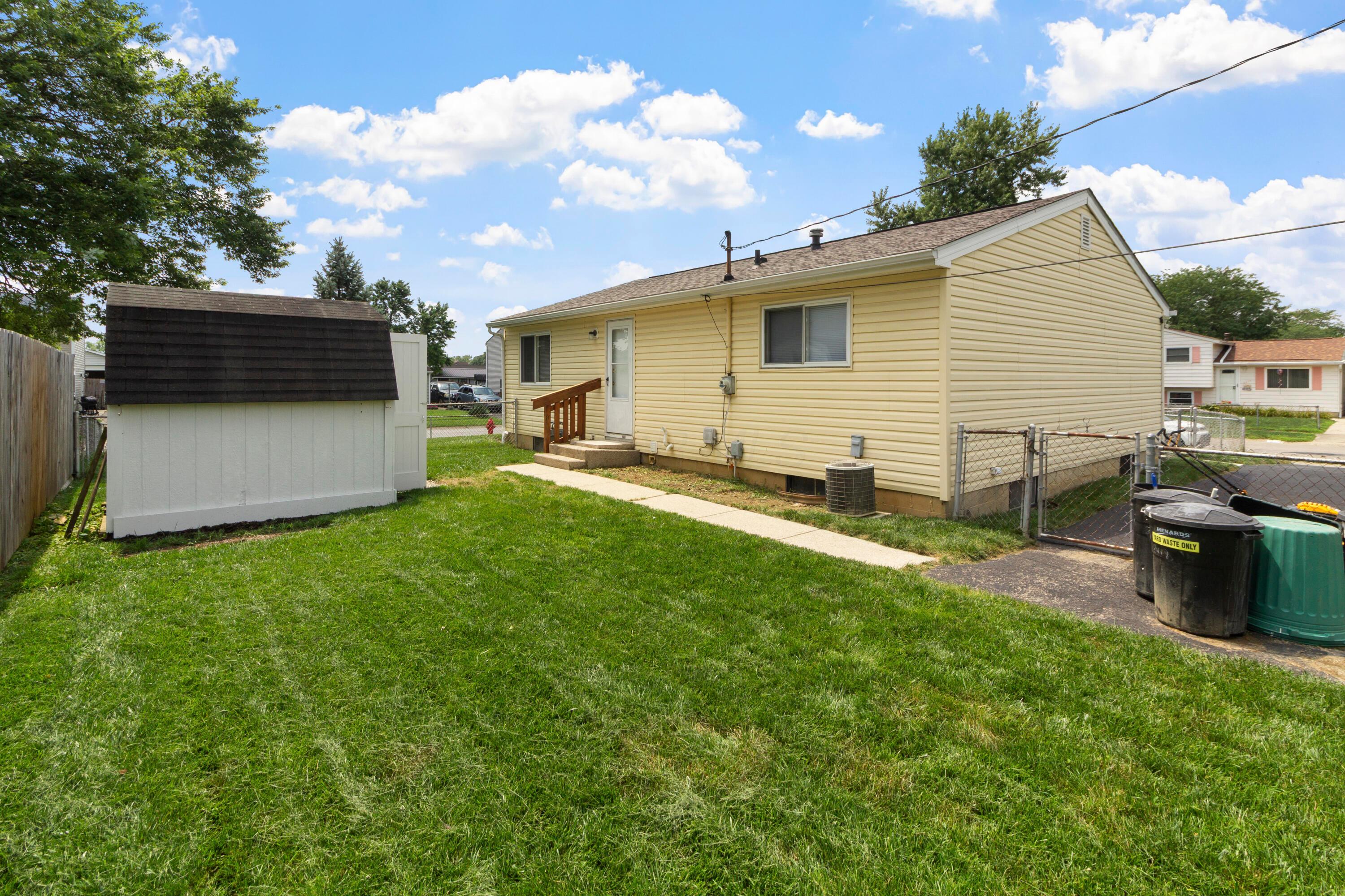 3418 Everson Road West Columbus, OH 43232 - Photo 23 of 30 3418 Everson Rd W (24)