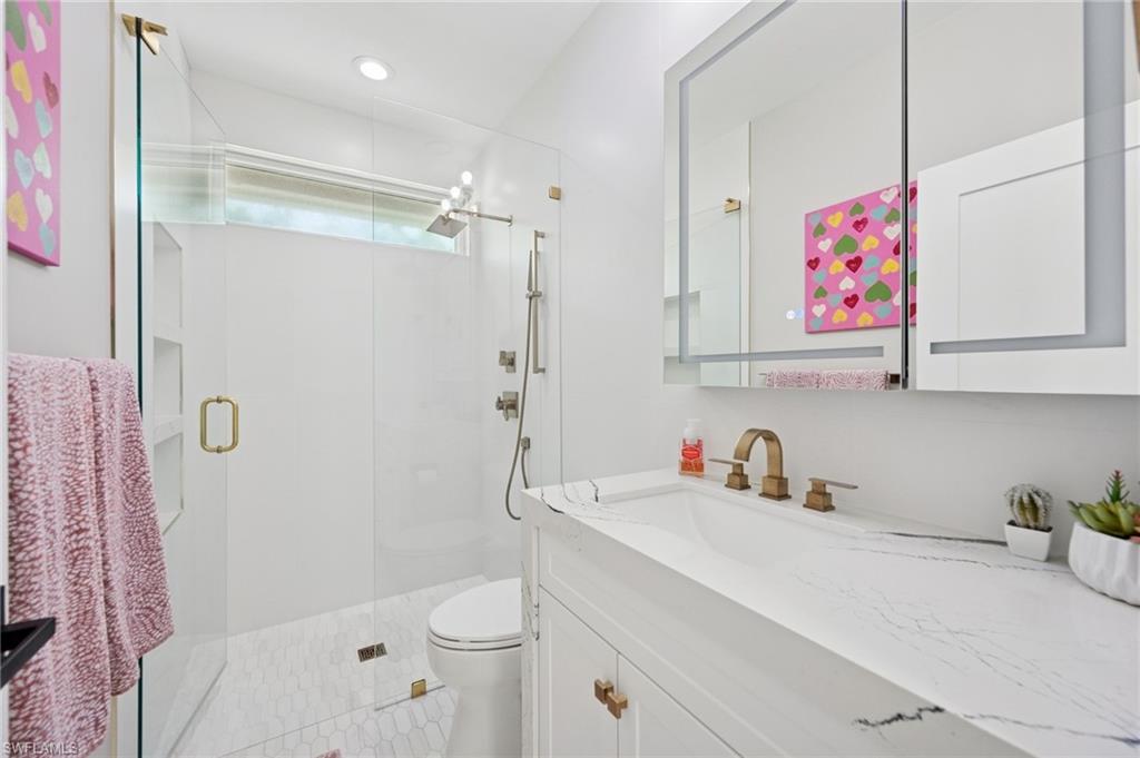 8133 Ronda Court Naples, FL 34109 - Photo 20 of 36 Gallery Image 20