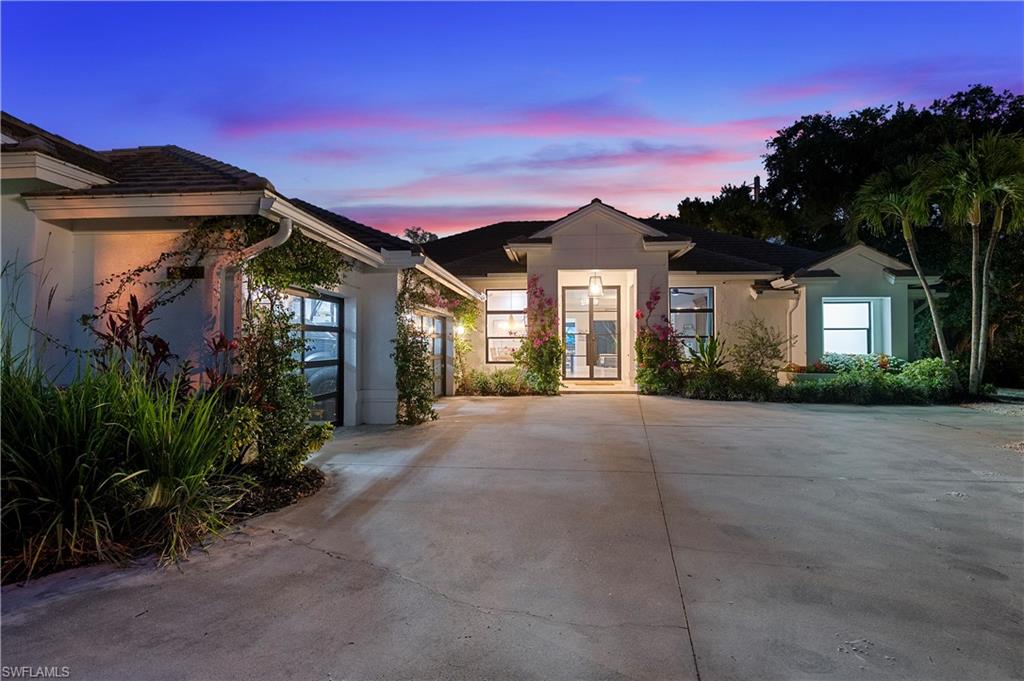 8133 Ronda Court Naples, FL 34109 - Photo 2 of 36 Gallery Image 2