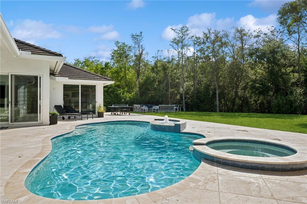 8133 Ronda Court Naples, FL 34109 - Photo 29 of 36 Gallery Image 29