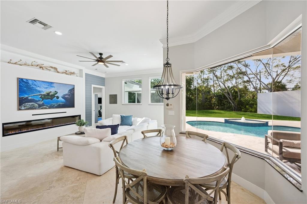 8133 Ronda Court Naples, FL 34109 - Photo 7 of 36 Gallery Image 7