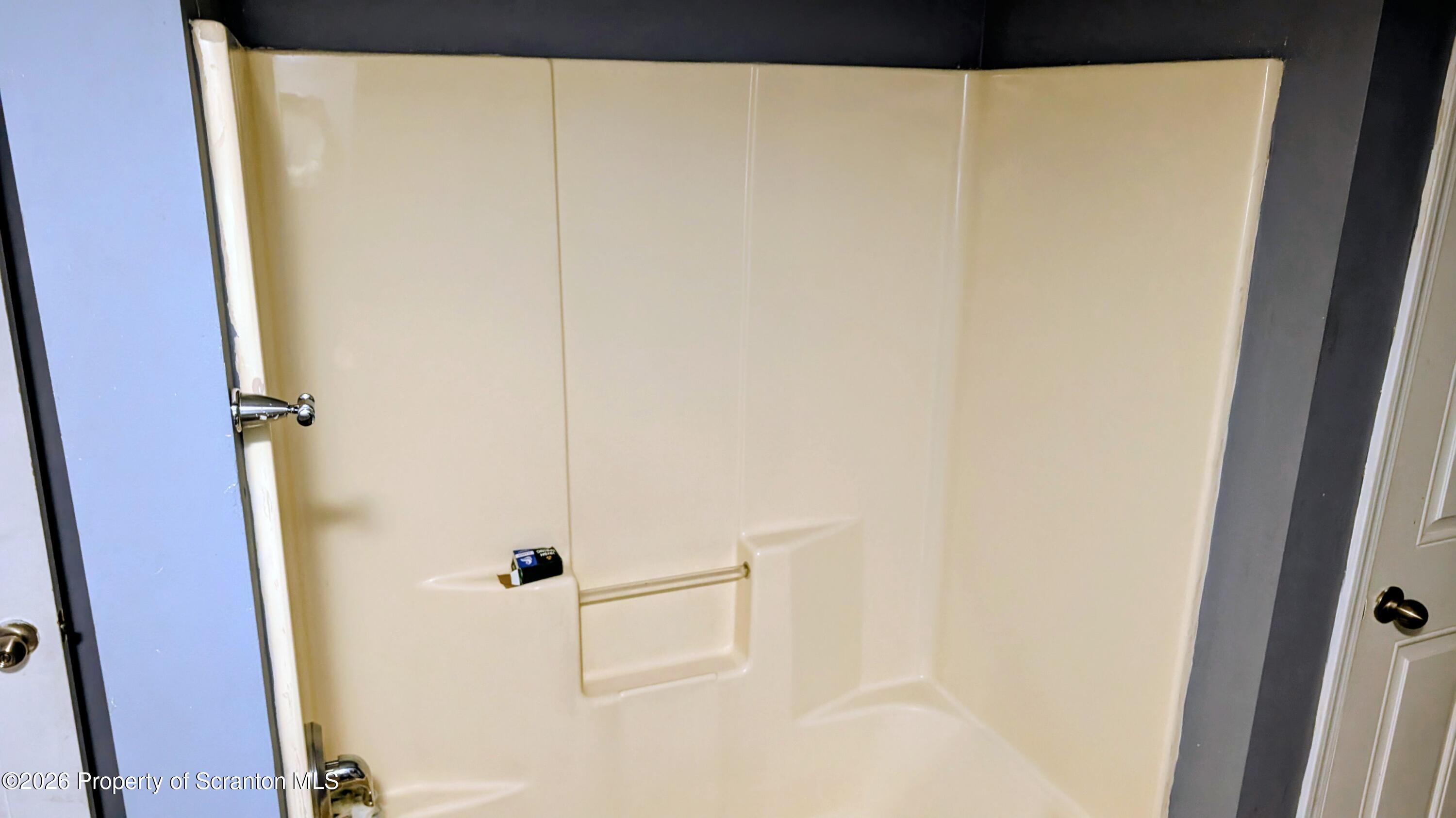 114 Prospect Avenue, Unit 4 Scranton, PA 18505 - Photo 12 of 16 a bathroom with a shower