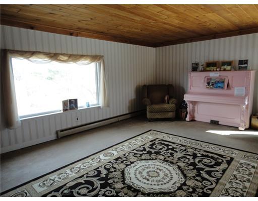 232 Paris Hill Road Buckfield, ME 04220 - Photo 13 of 13 Den/Family/Great Room.