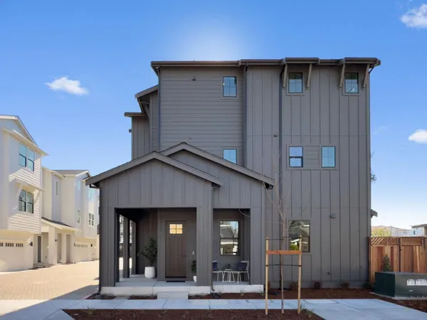 $2,590,000 | 44 Sunnyside Avenue, Campbell, CA 95008