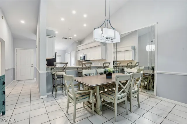 $215,000 | 14281 Hickory Links Court, Unit 1425, Fort Myers, FL 33912