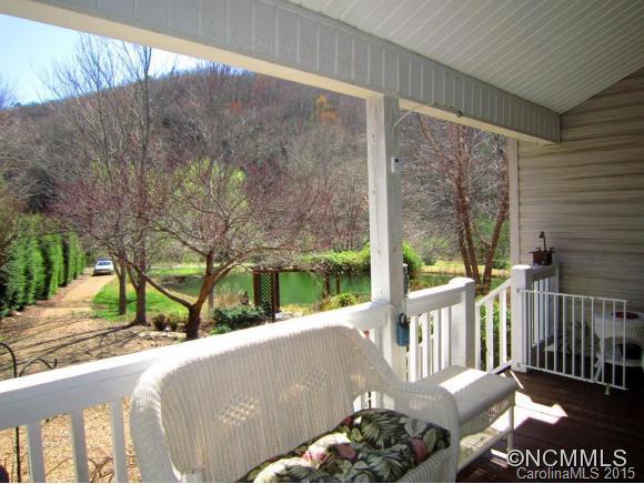 90 Bear Farm Road Candler, NC 28715 - Photo 14 of 24 Gallery Image 14