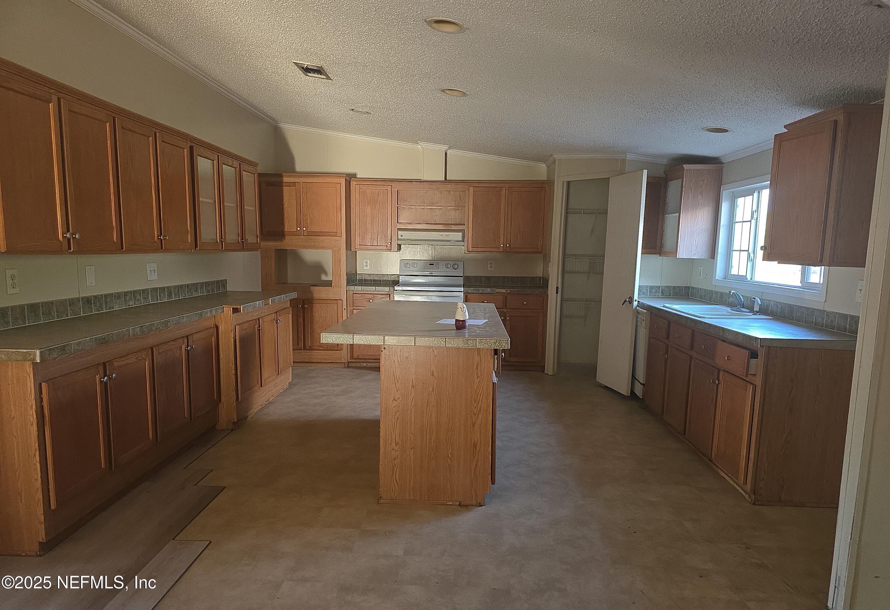 2181 Kinard Road Bryceville, FL 32009 - Photo 3 of 17 IMG_20250123_164154