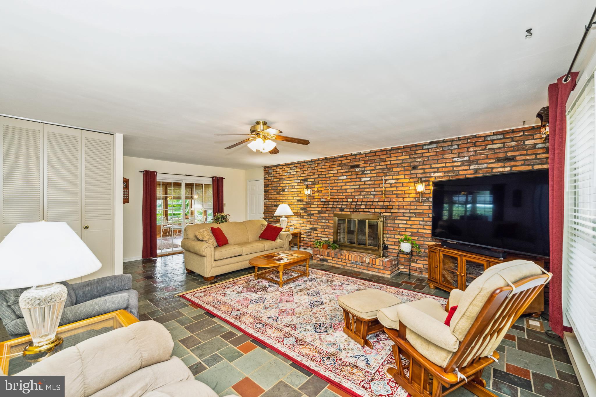 624 Oak Tree Road Westminster, MD 21157 - Photo 15 of 36
