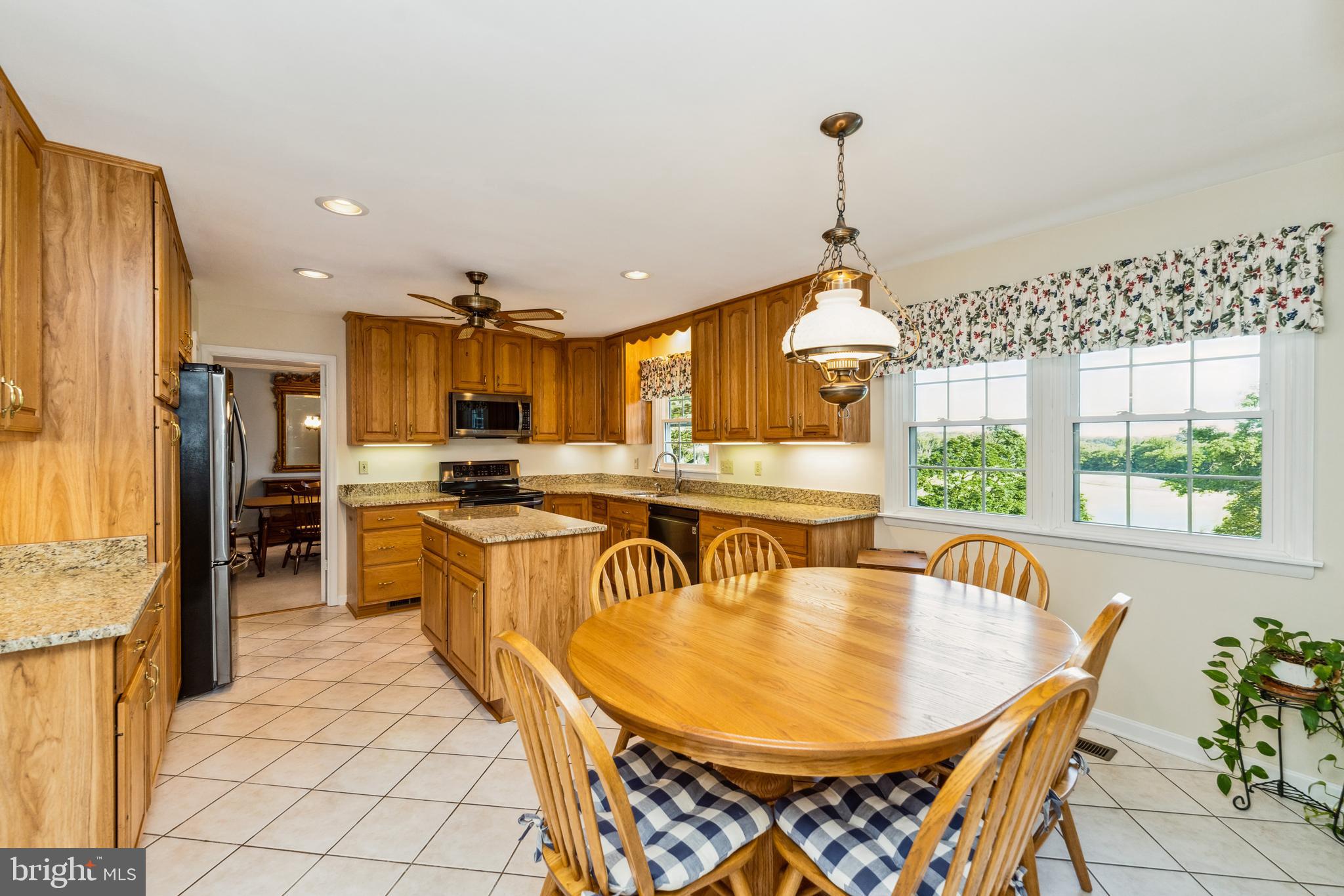 624 Oak Tree Road Westminster, MD 21157 - Photo 10 of 36