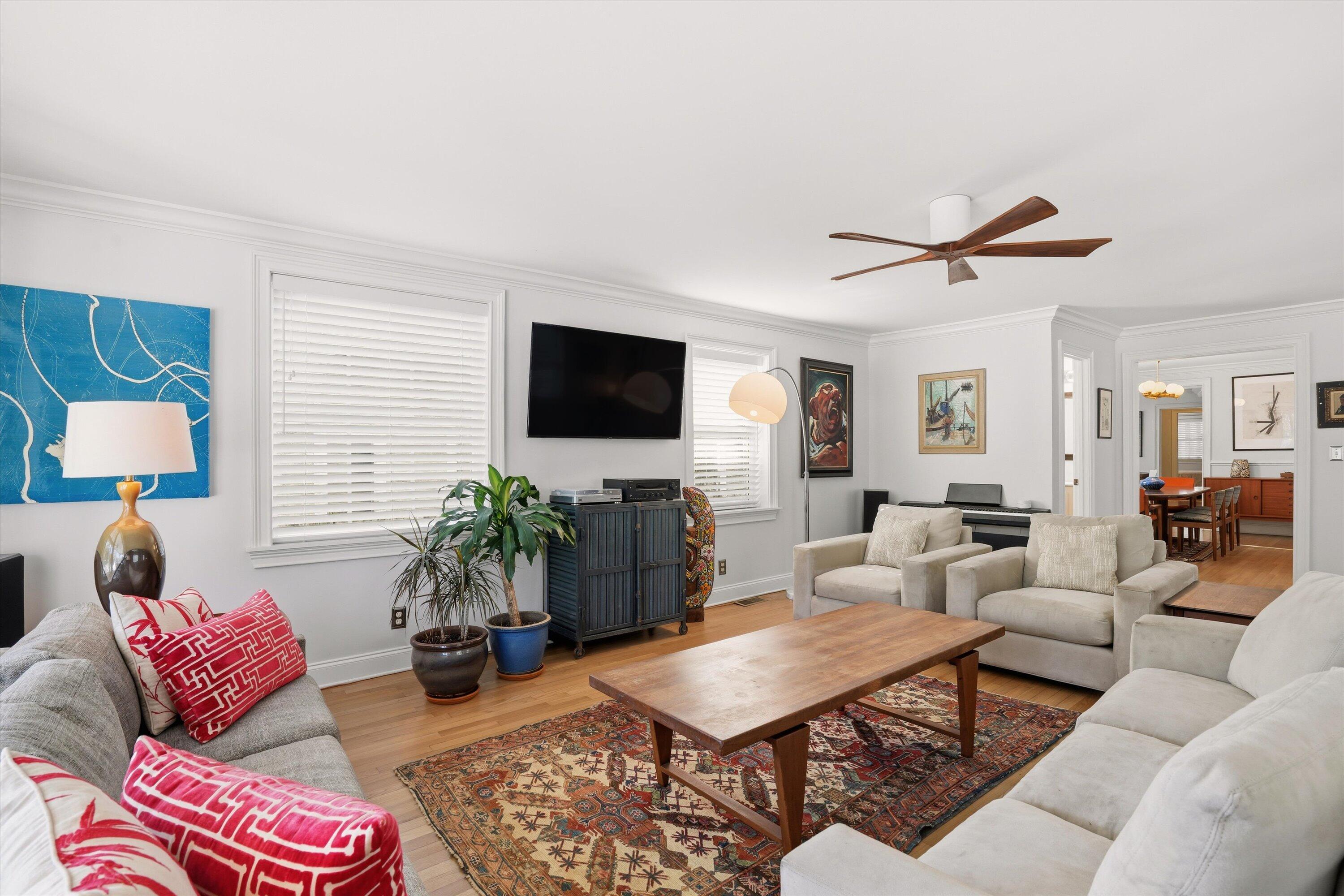 535 Rutledge Avenue Charleston, SC 29403 - Photo 7 of 44 10-011_DSC04602_1