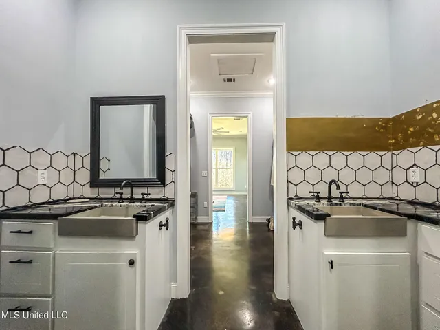 $525,000 | 438 Gulde Shiloh Road, Brandon, MS 39042