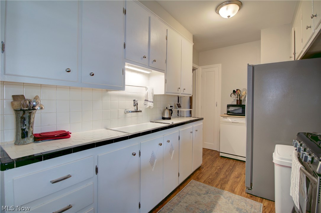 3301 Warren Road Cleveland, OH 44111 - Photo 9 of 34 Gallery Image 9