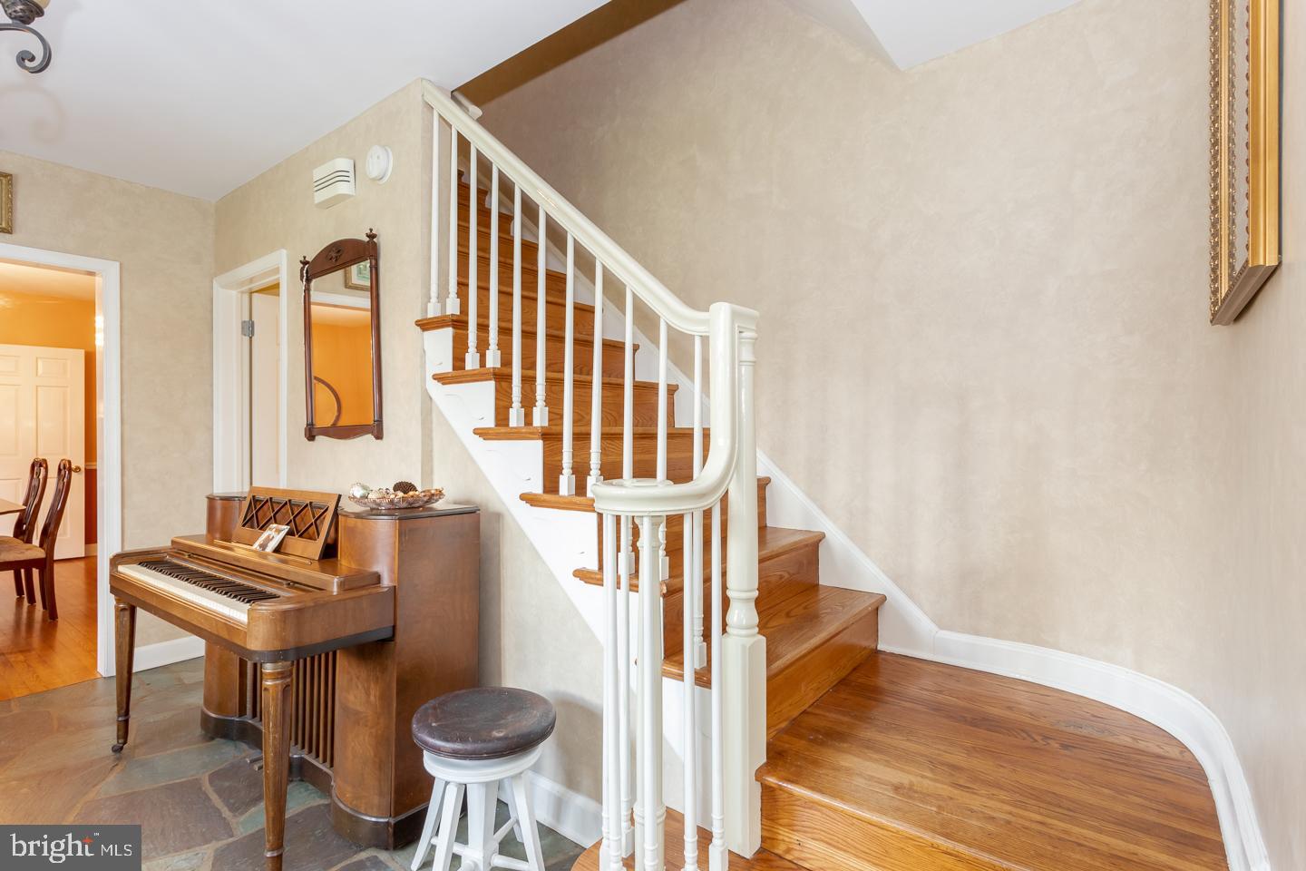 181 Grubb Road Pottstown, PA 19465 - Photo 2 of 38 Entry with slate floor and wood floor staircase