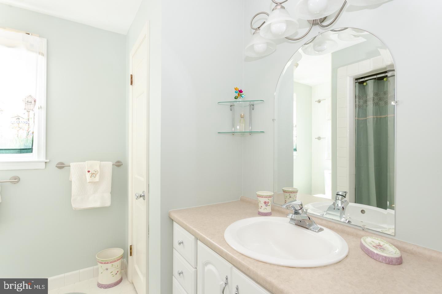 181 Grubb Road Pottstown, PA 19465 - Photo 31 of 38 Master Bath 2