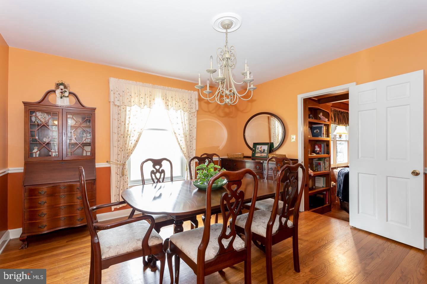 181 Grubb Road Pottstown, PA 19465 - Photo 6 of 38 Dining Room to left of entry