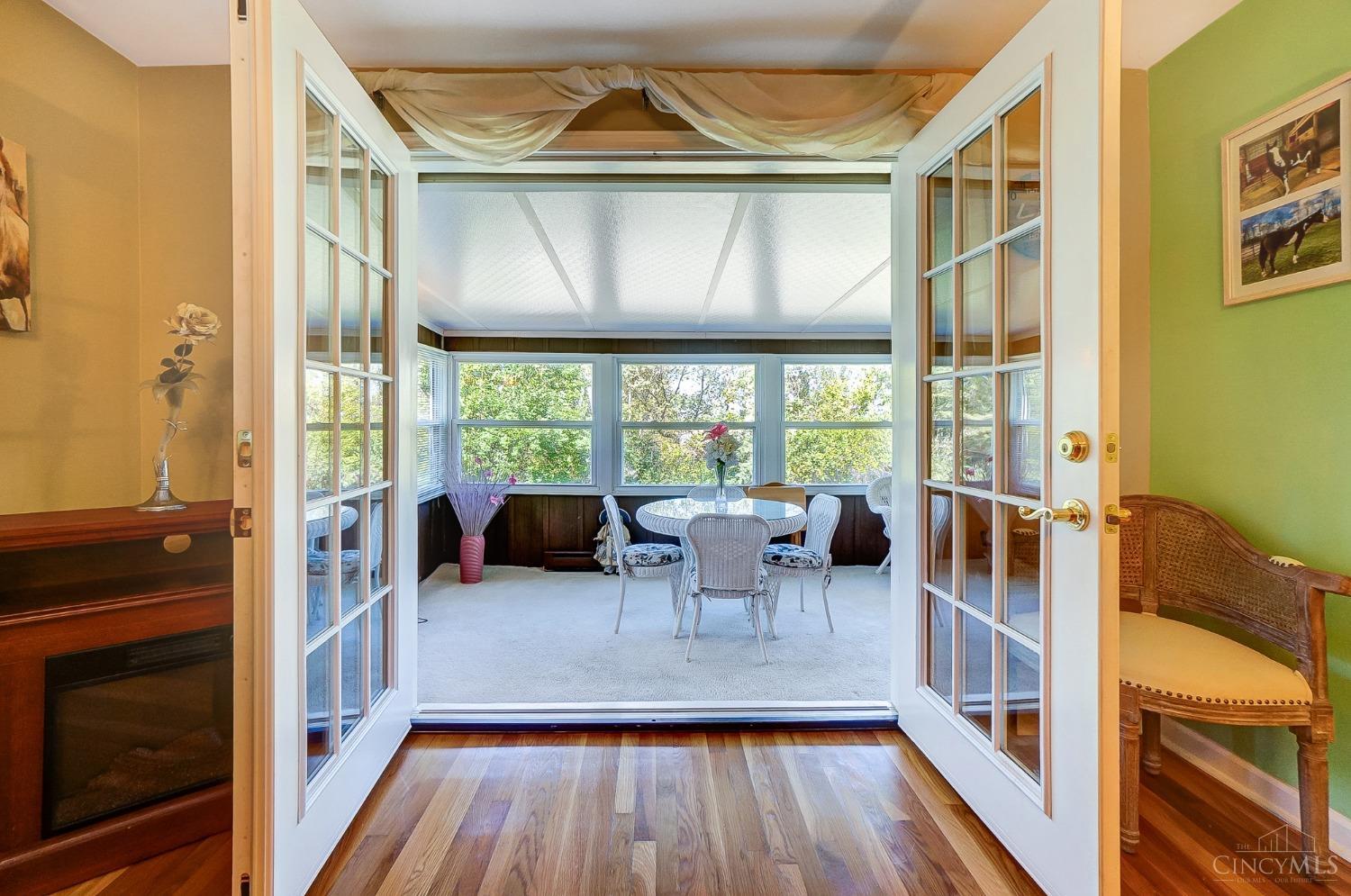 5296 Belclare Road Cincinnati, OH 45247 - Photo 17 of 73 Gallery Image 17