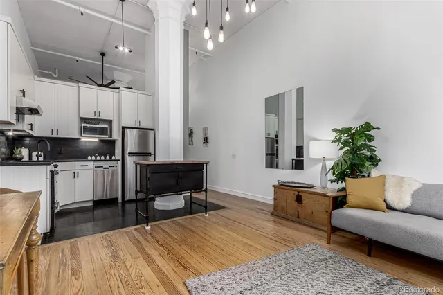 $324,000 | 720 16th St Mall, Unit 311, Denver, CO 80202