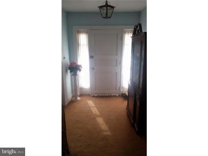 508 Lambs Road Pitman, NJ 08071 - Photo 2 of 8 Foyer