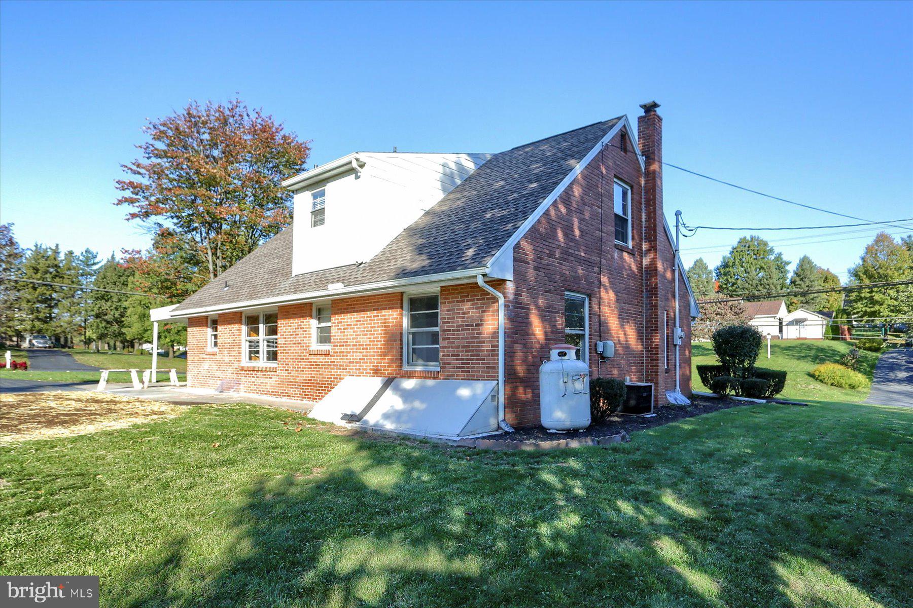 2016 Randall Road Enola, PA 17025 - Photo 25 of 27 Gallery Image 25