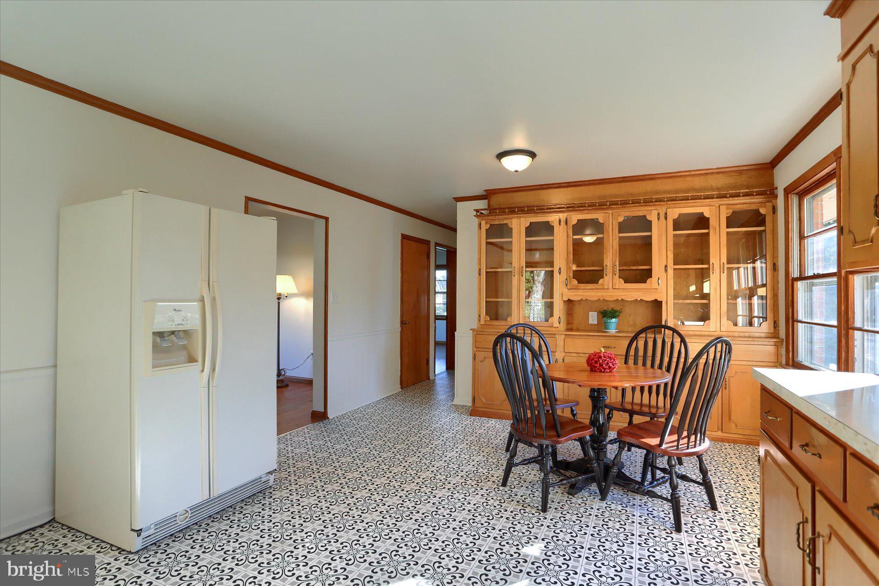 2016 Randall Road Enola, PA 17025 - Photo 8 of 27 Gallery Image 8