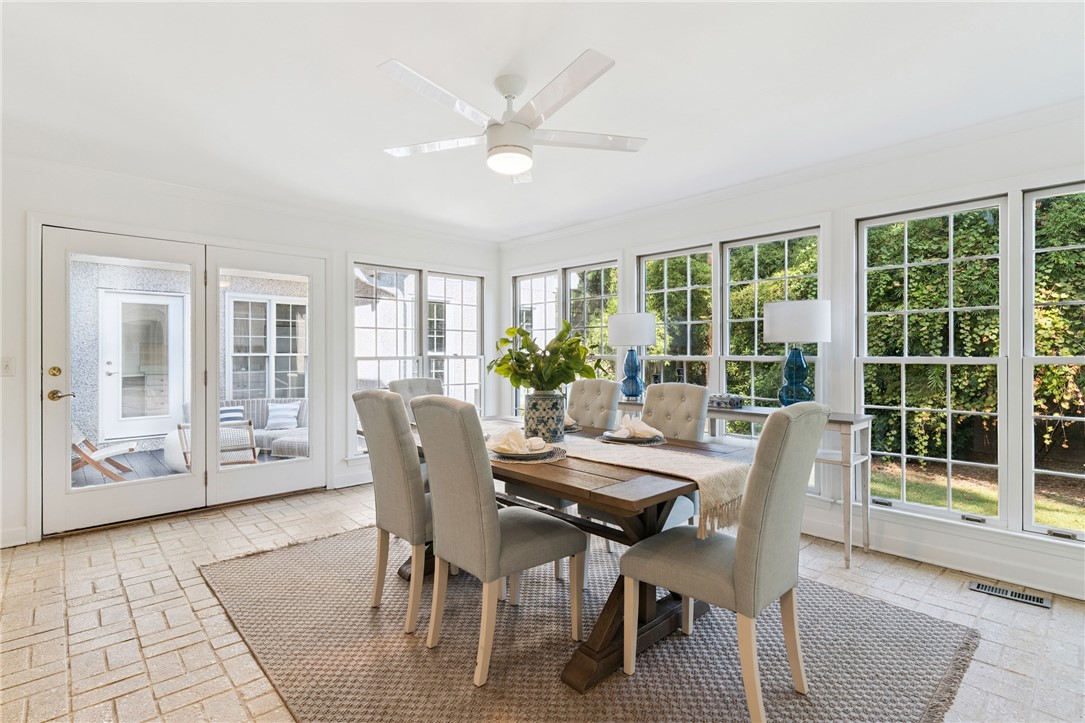 104 Augusta St. Simons Island, GA 31522 - Photo 12 of 63