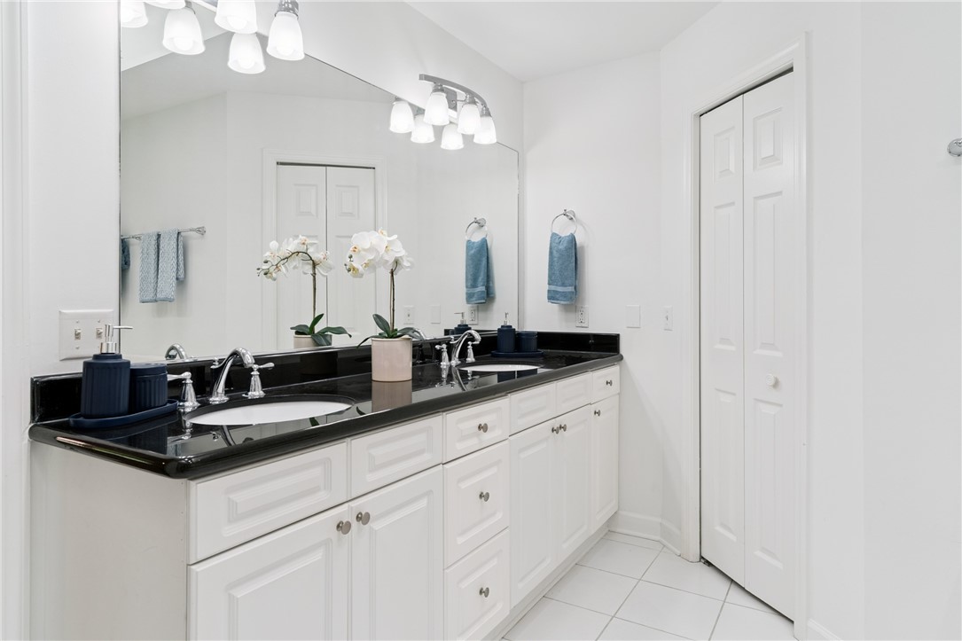 104 Augusta St. Simons Island, GA 31522 - Photo 20 of 63 Primary Bathroom