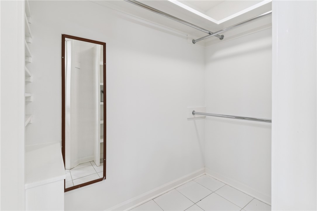 104 Augusta St. Simons Island, GA 31522 - Photo 23 of 63 Primary Closet