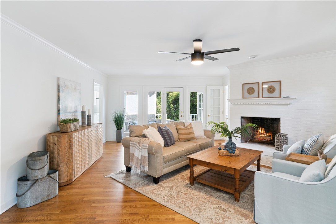 104 Augusta St. Simons Island, GA 31522 - Photo 5 of 63