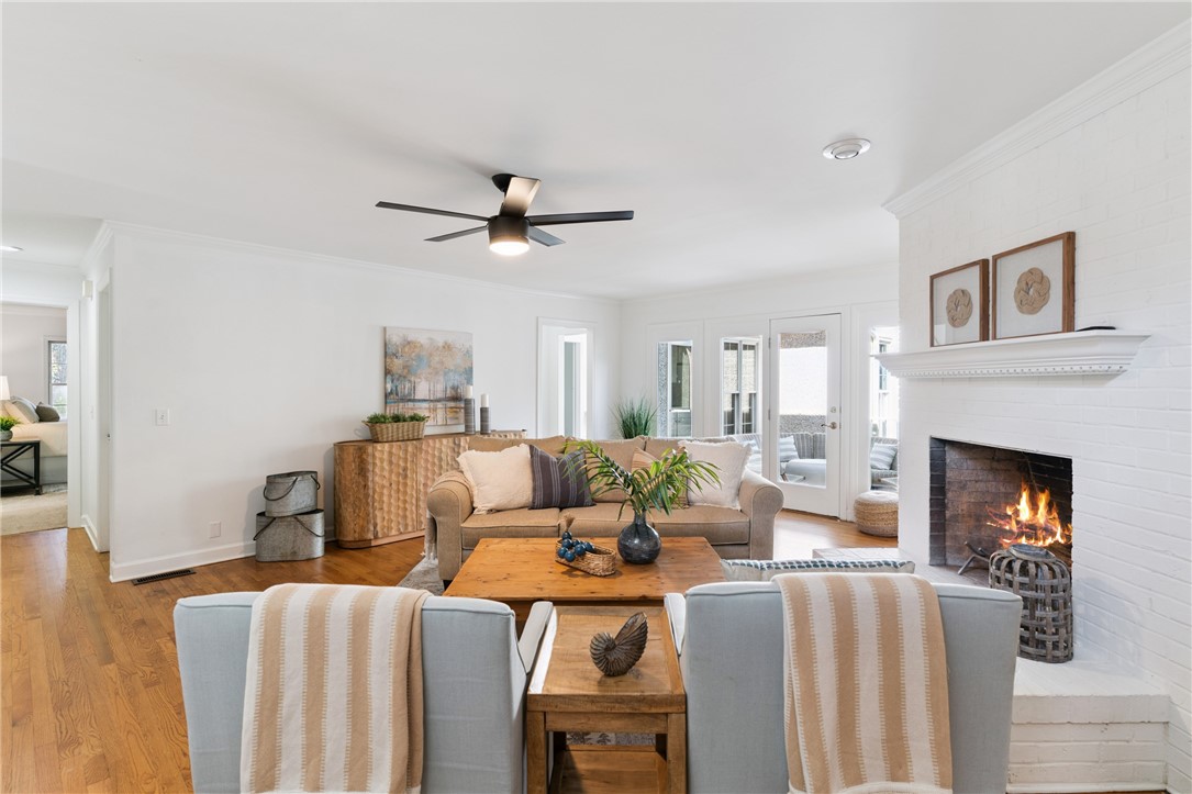 104 Augusta St. Simons Island, GA 31522 - Photo 9 of 63