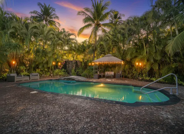 $3,190,000 | 440 Mikioi Place, Kihei, HI 96753