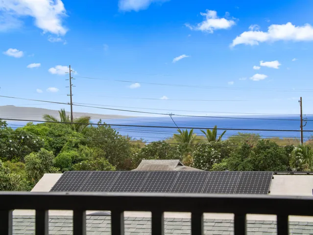 $3,190,000 | 440 Mikioi Place, Kihei, HI 96753