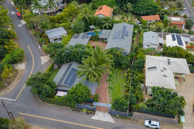 $3,190,000 | 440 Mikioi Place, Kihei, HI 96753