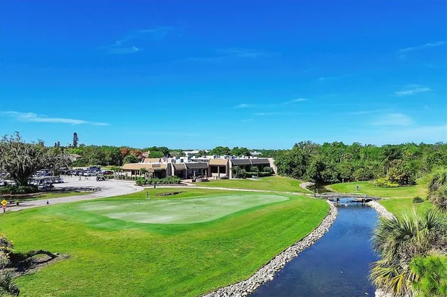 a view of a golf course