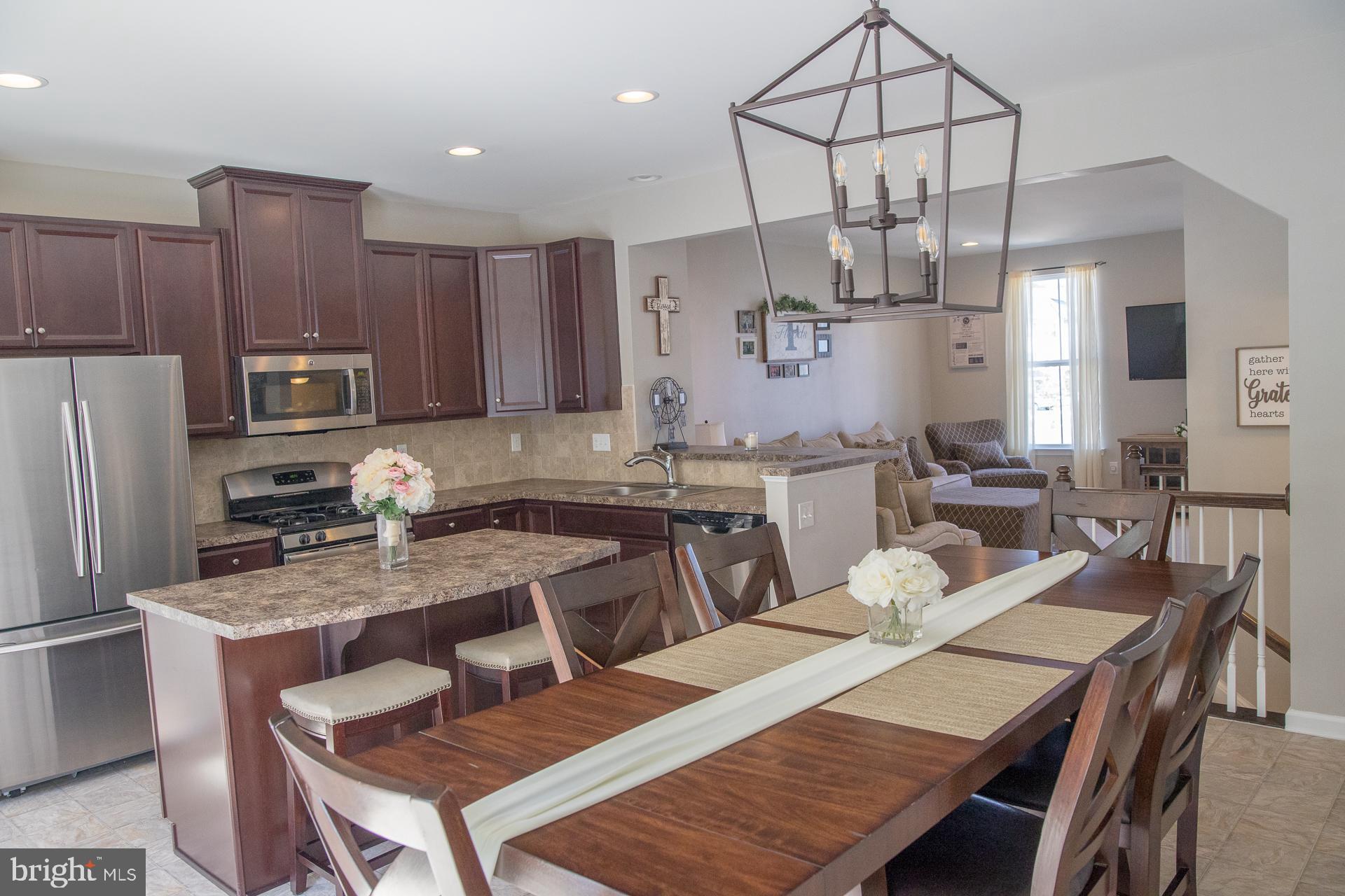 238 Iannelli Road Mount Royal, NJ 08061 - Photo 24 of 69 Dining/Kitchen Area