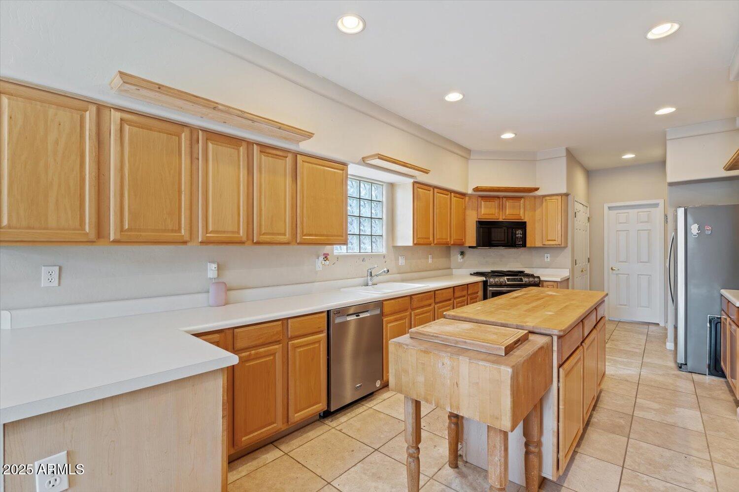 6002 North 5th Place Phoenix, AZ 85014 - Photo 11 of 26 kitchen 3