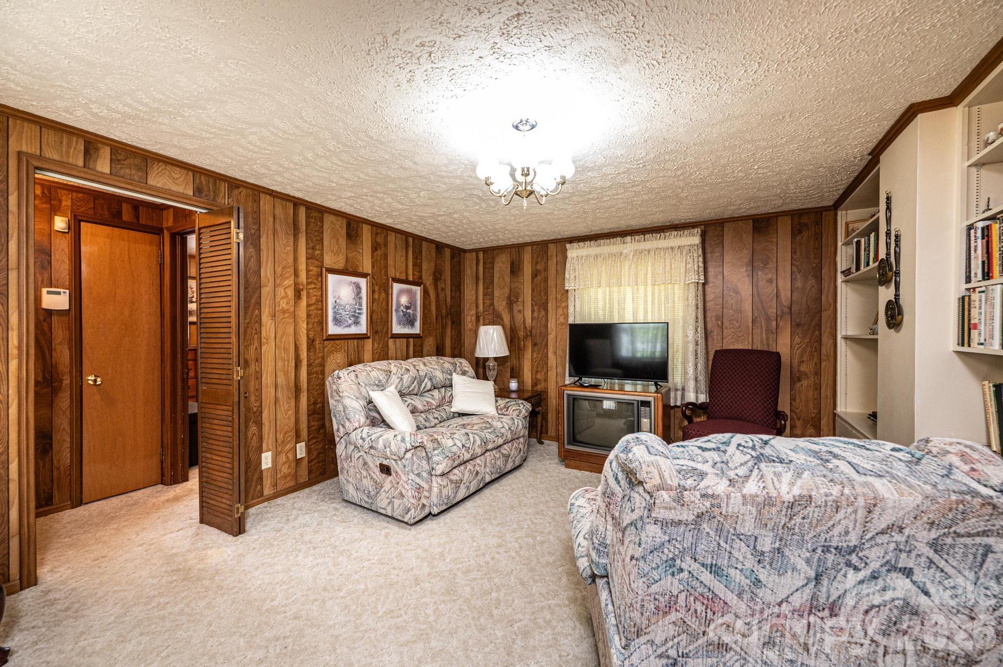 452 Swanson Road Lenoir, NC 28645 - Photo 23 of 48