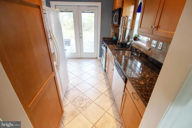 a view of an entryway with a window