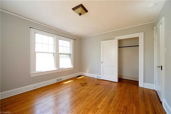 $2,000 | 1500 West Academy Street, Winston-Salem, NC 27103