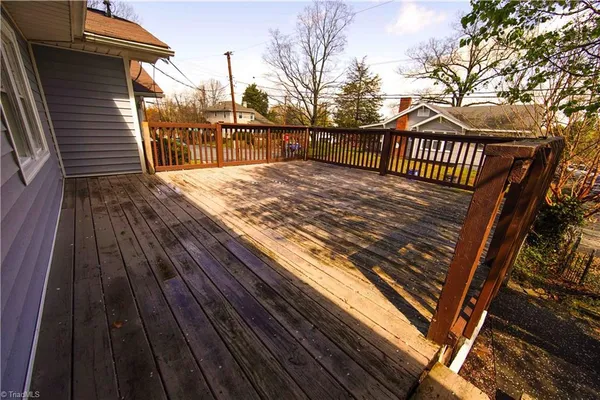 $2,000 | 1500 West Academy Street, Winston-Salem, NC 27103