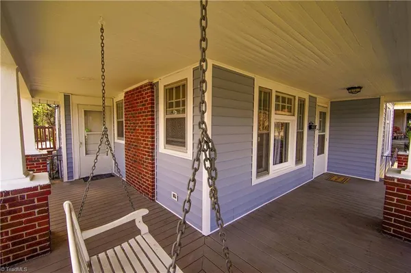 $2,000 | 1500 West Academy Street, Winston-Salem, NC 27103