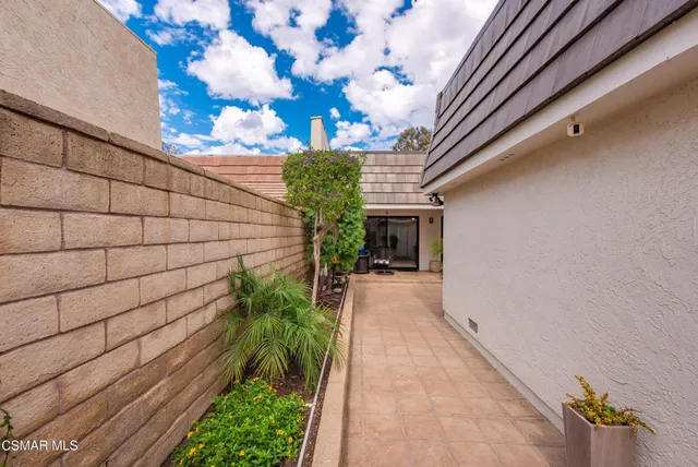 $895,000 | 2849 Shoreview Circle, Westlake Village, CA 91361