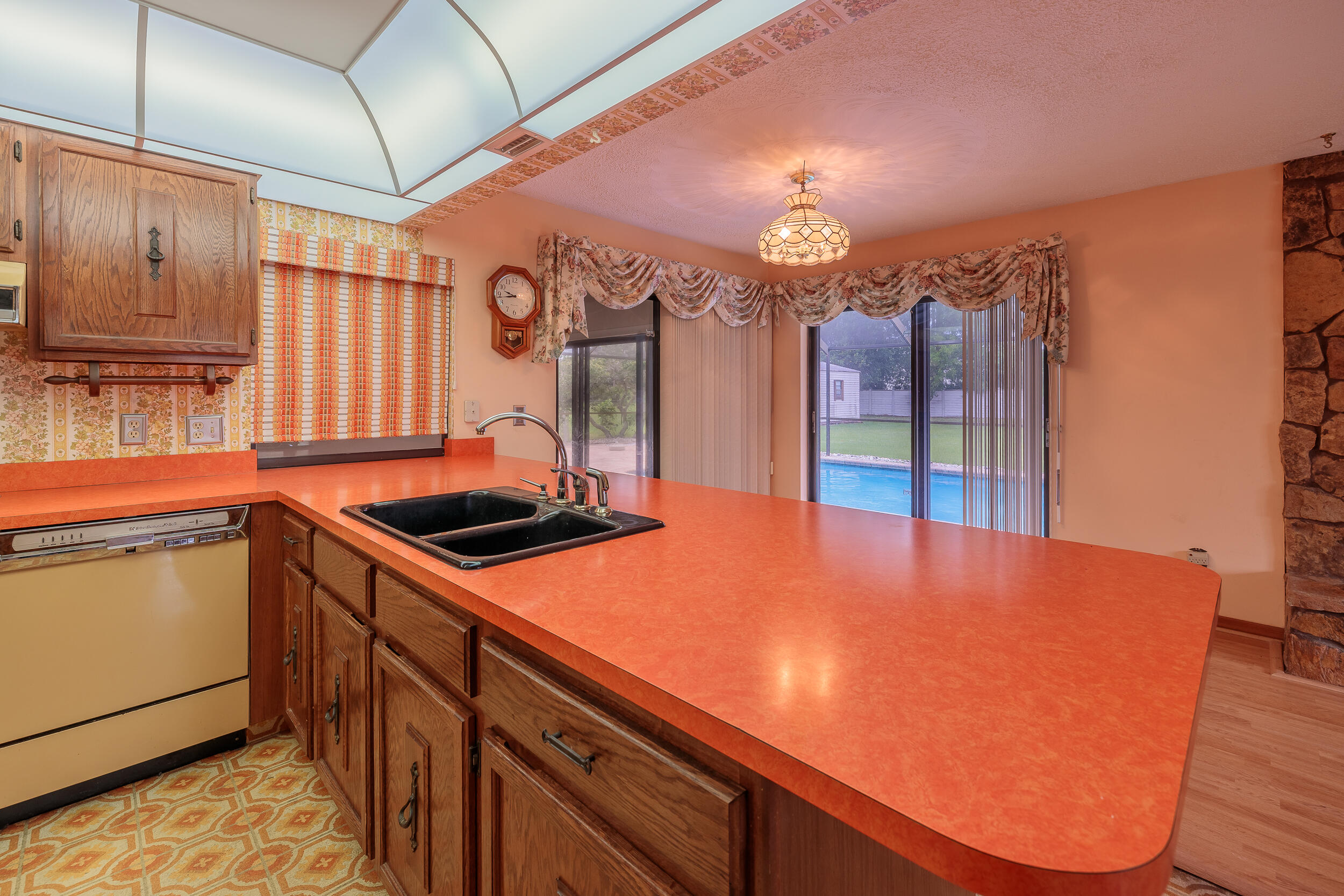 2165 Southeast Flanders Road Port St. Lucie, FL 34952 - Photo 18 of 52 Kitchen