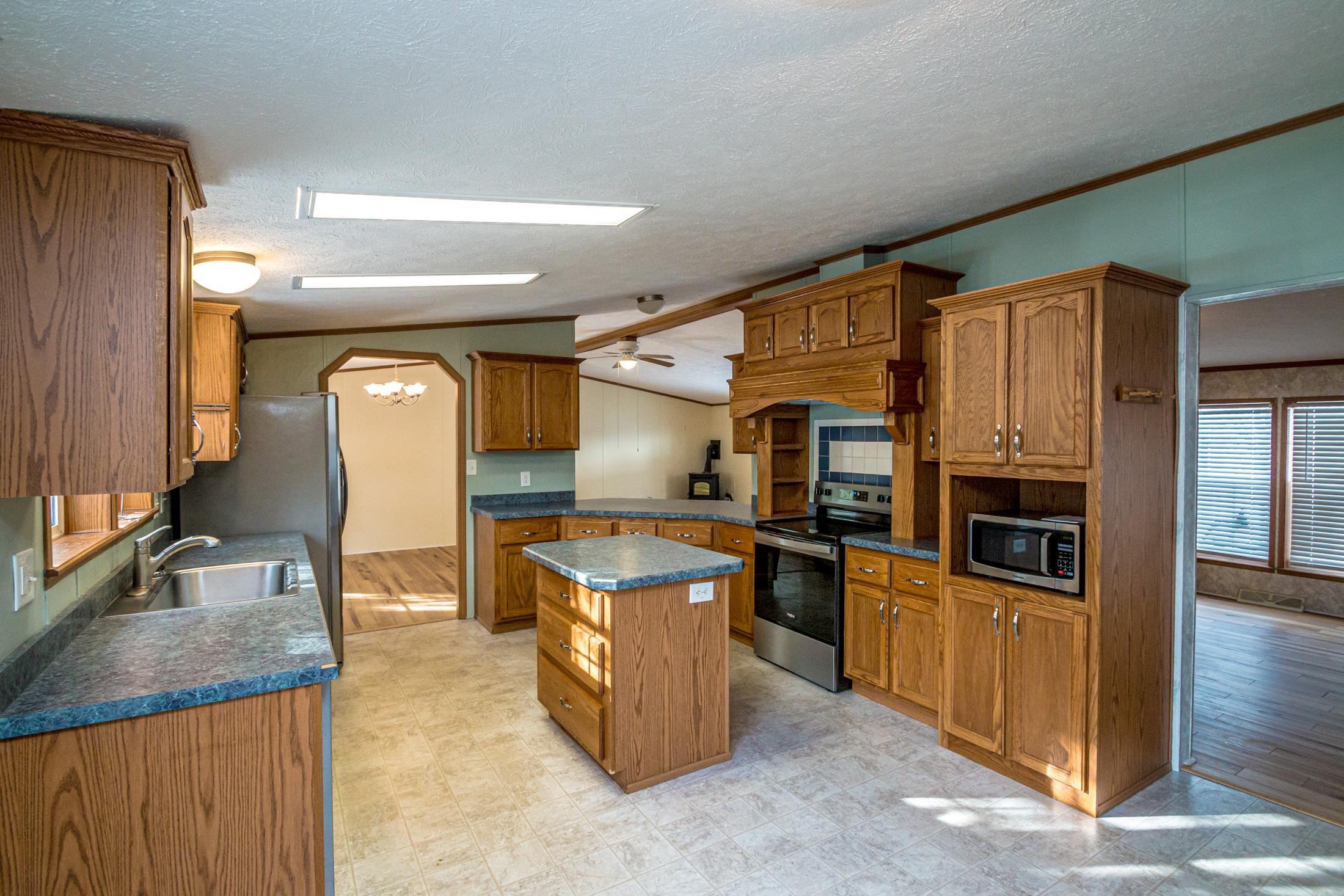 15 Lighthouse Lane North Conway, NH 03860 - Photo 3 of 37