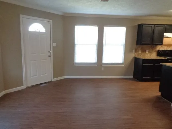 $1,495 | 5401 Peacock Street, Unit A, Houston, TX 77033