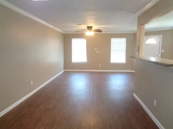 $1,495 | 5401 Peacock Street, Unit A, Houston, TX 77033