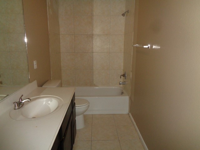 5401 Peacock Street, Unit A Houston, TX 77033 - Photo 8 of 22