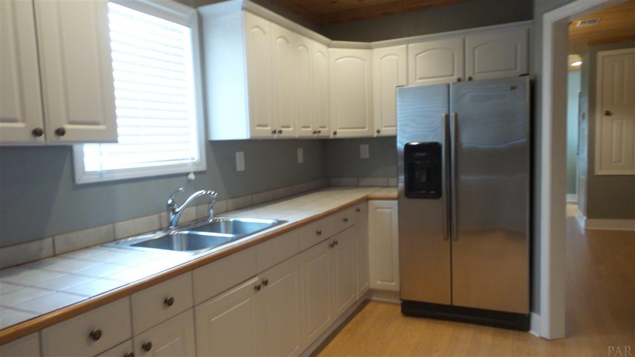1701 Wilma Road McDavid, FL 32568 - Photo 14 of 33 Gallery Image 14