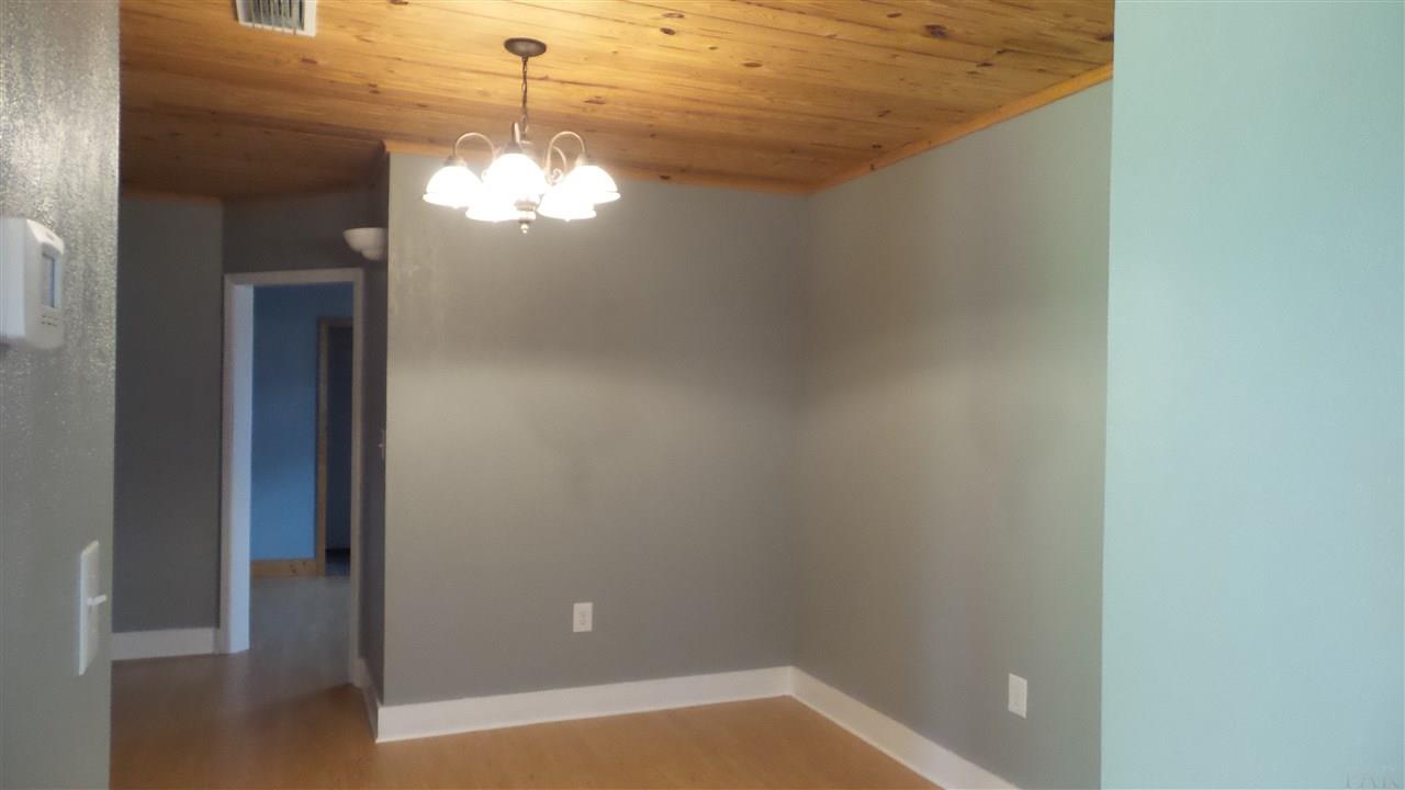 1701 Wilma Road McDavid, FL 32568 - Photo 7 of 33 Gallery Image 7