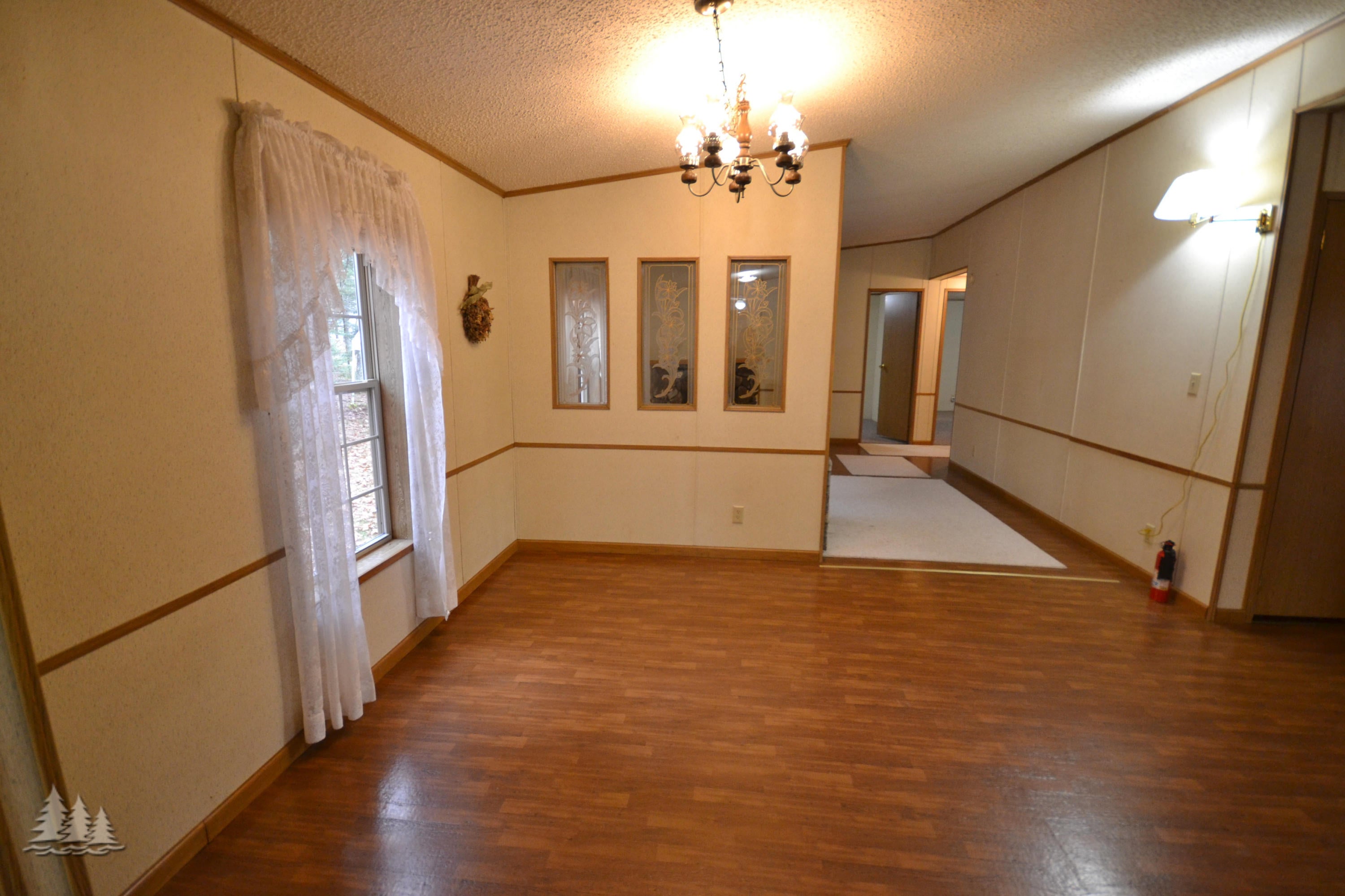 565 North Red Oak Road Lewiston, MI 49756 - Photo 9 of 42 Gallery Image 9